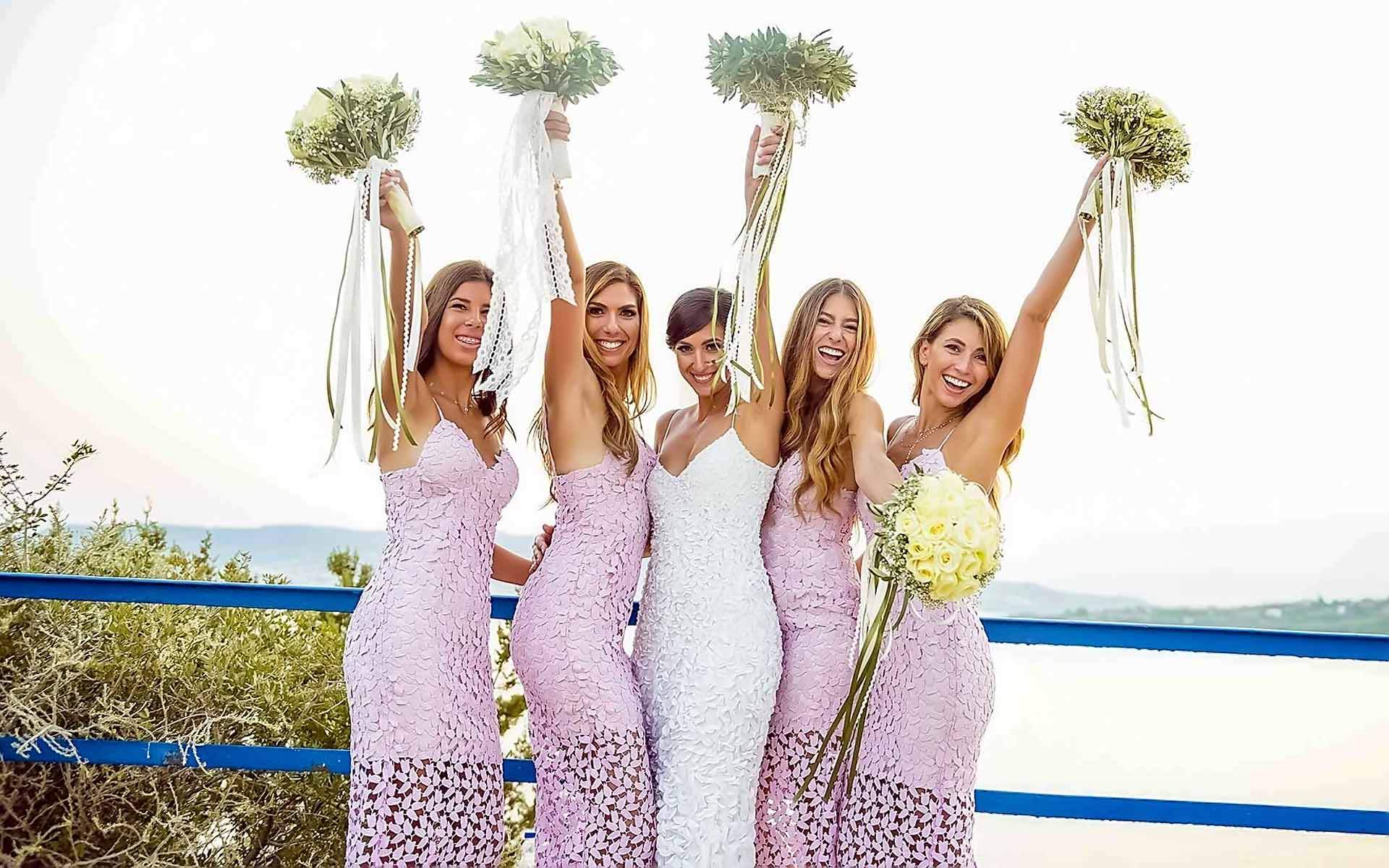 Happy-Bridesmaids-With-The-Bride-Are-Posing-by-Diamond-Events