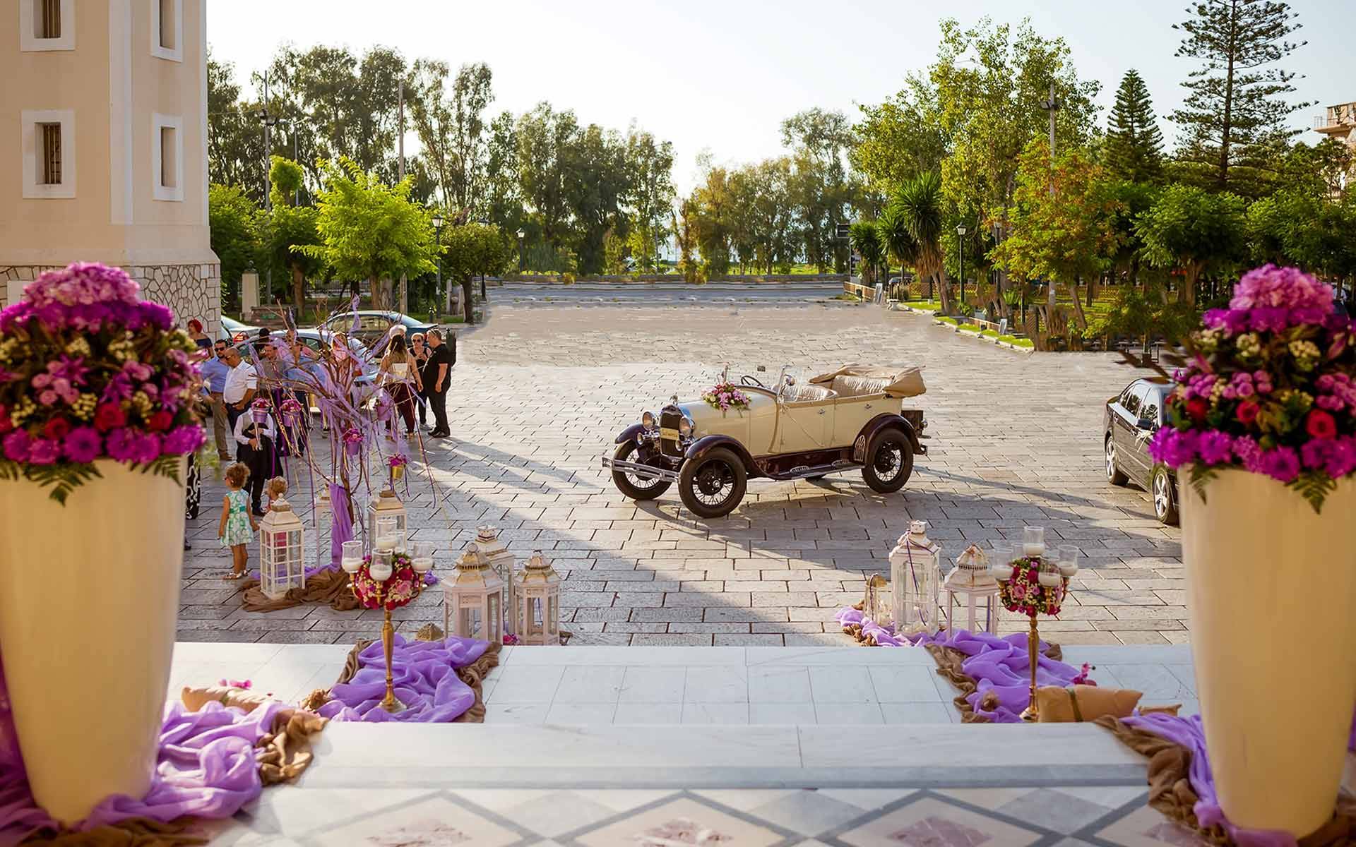 Wedding-Church-Aisle-decorations-in-lavender-with-purple-flowers