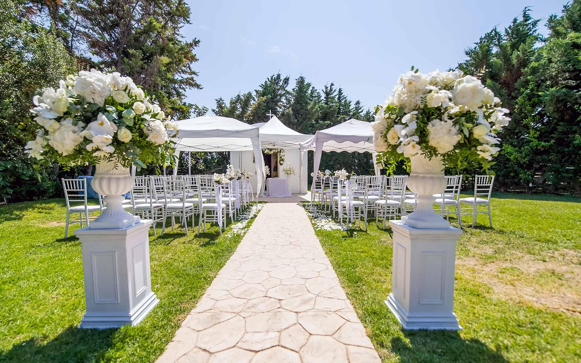 entrance-of-the-aisle-by-Diamond-Events-Wedding-Event-planning-services