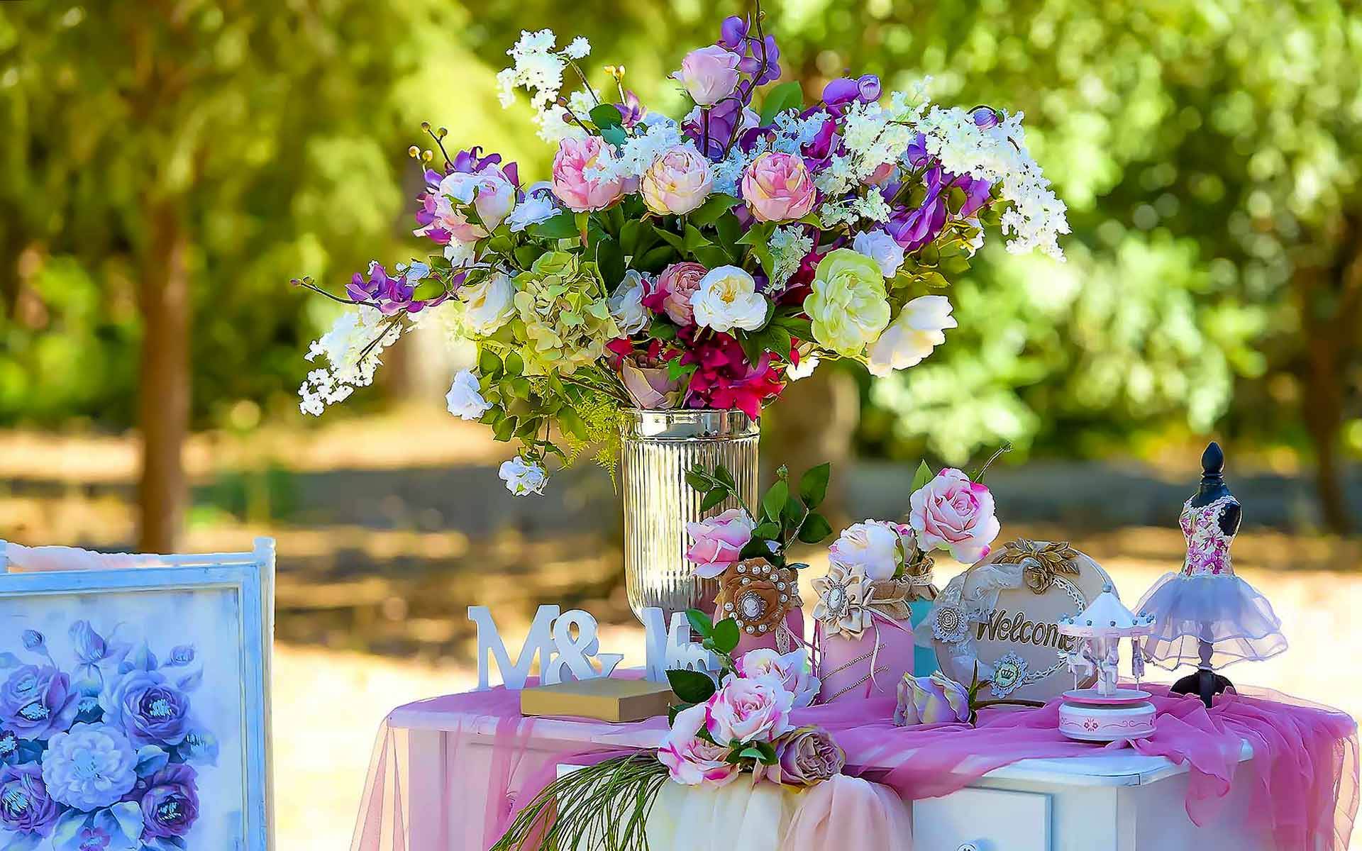 A-Gorgeous-Christening-Guest-Book-Tabletop-Decoration