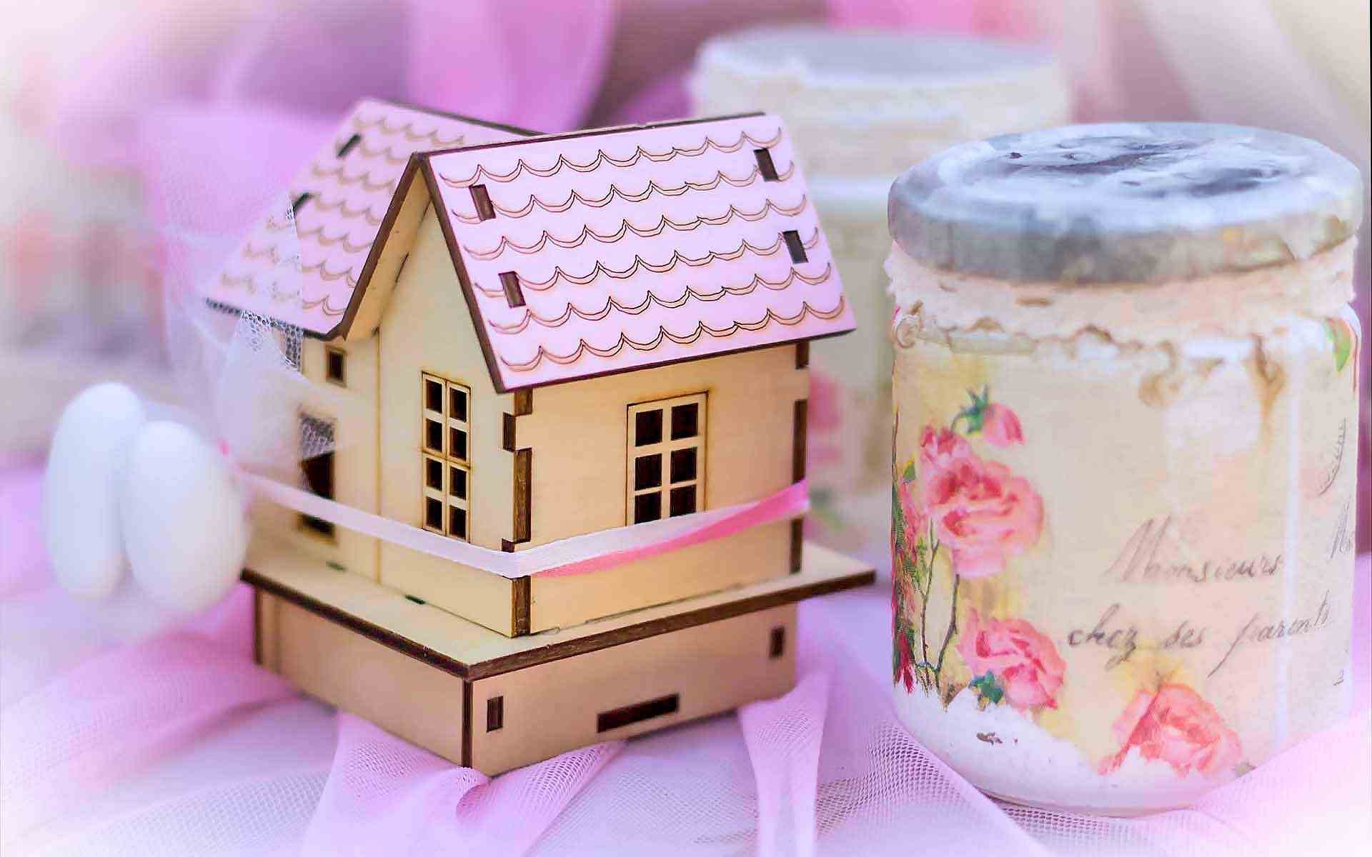 Wooden-House-And-Candle-Baptismal-Favour-In-Shades-Of-Blush