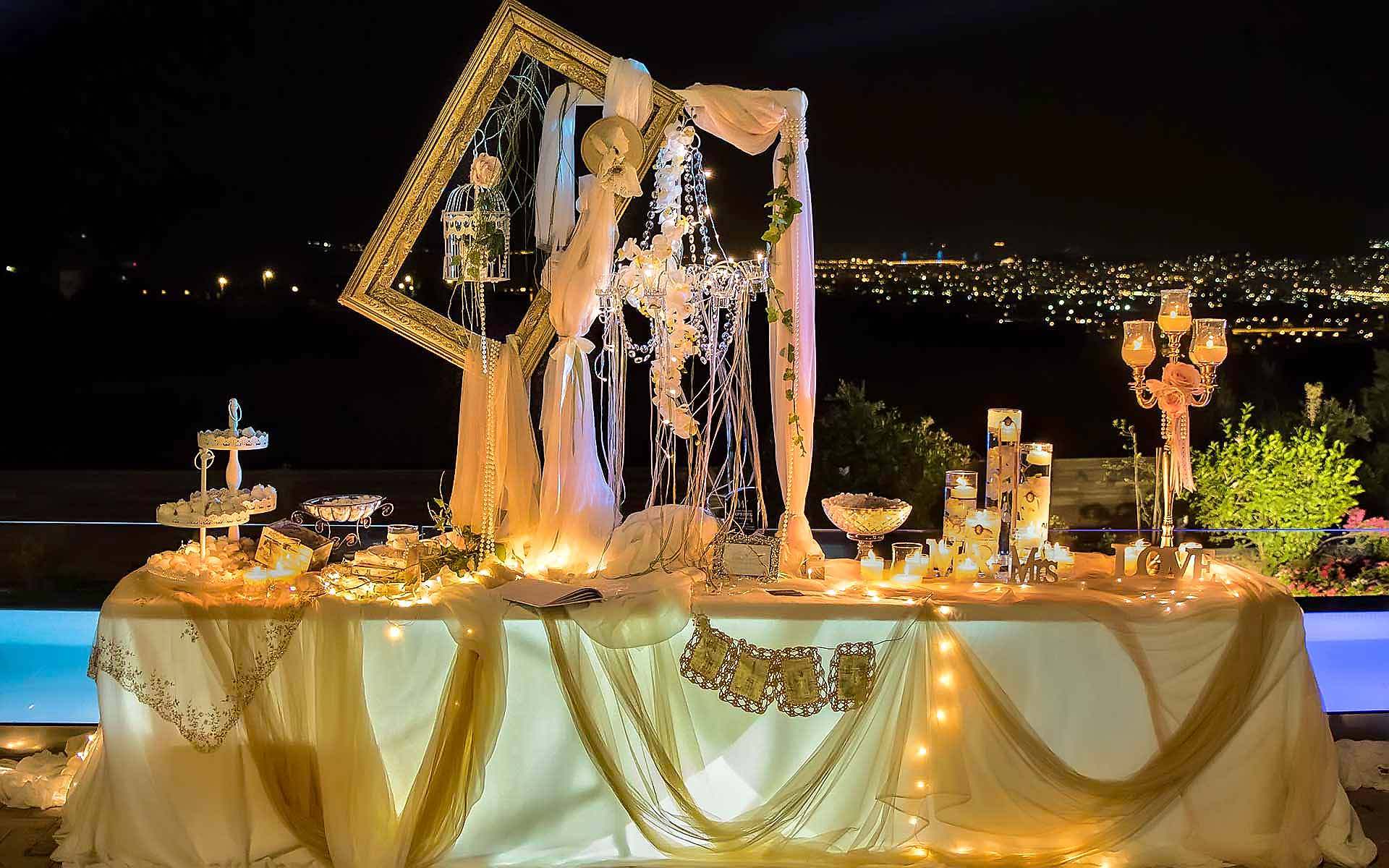 Beige-And-Gold-Creations-In-The-Light-Of-The-Moon-by-Diamond-Events