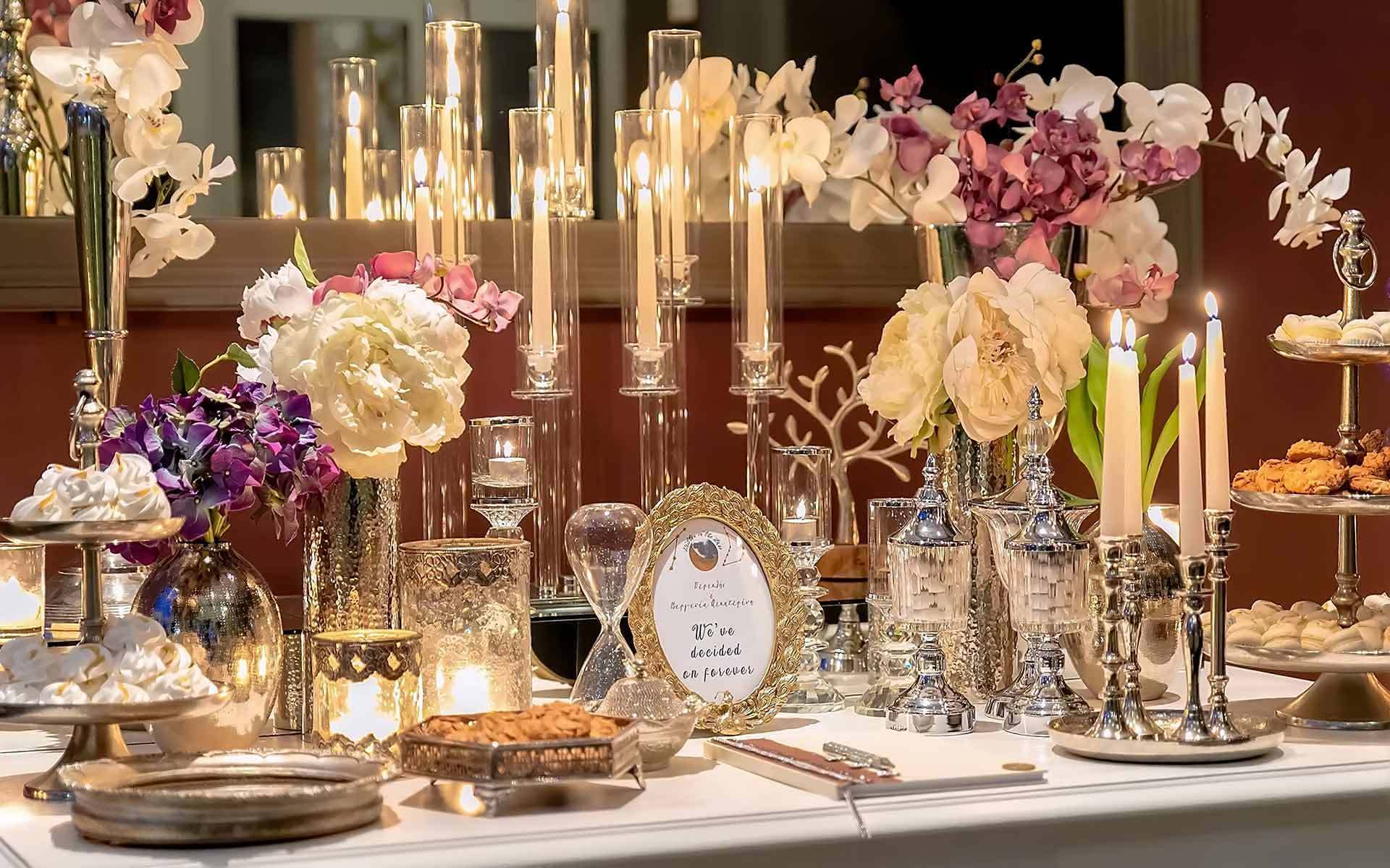 Rogdaki Events Trademark Luxe Crystal Wedding Guest Book and Pen Set