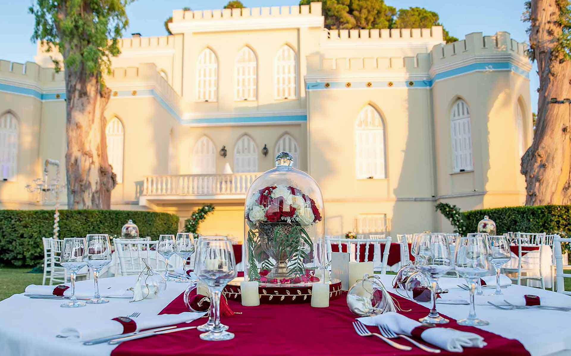 Romantic Vintage Glam Wedding table decoration by Rogdaki Events Trademark