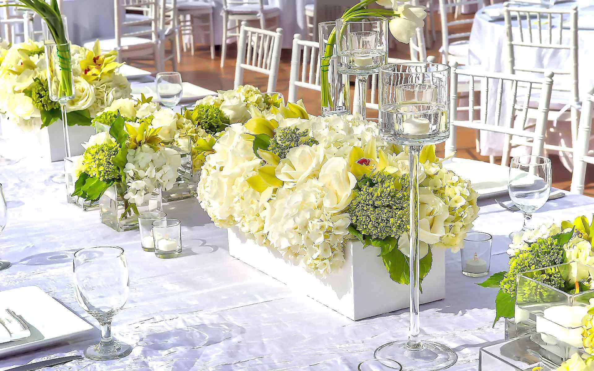 Nice Flower Arrangement Set Up In A Wedding Reception Table