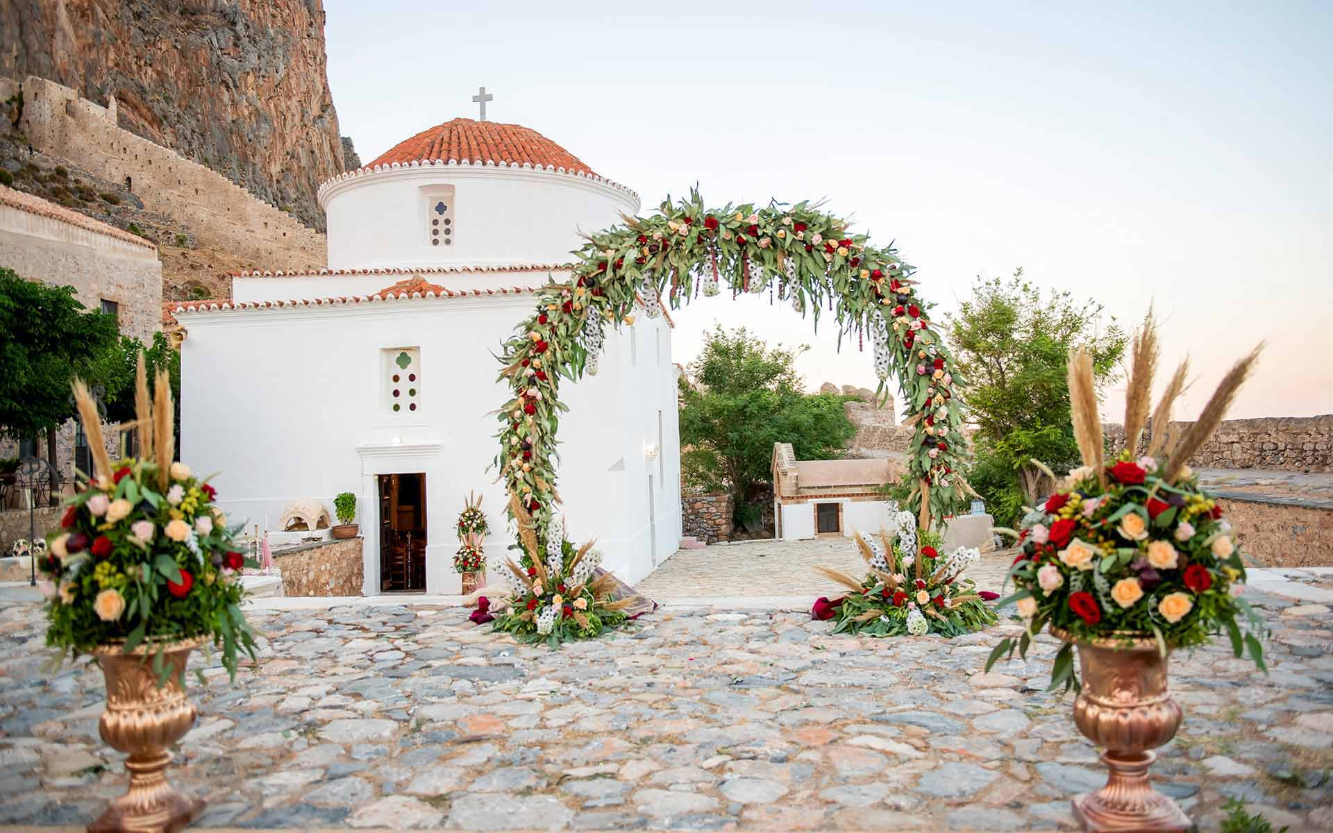 Byzantine-style-wedding-ceremony-in-the-most-famous-castle-of-Greece,-Monemvasia