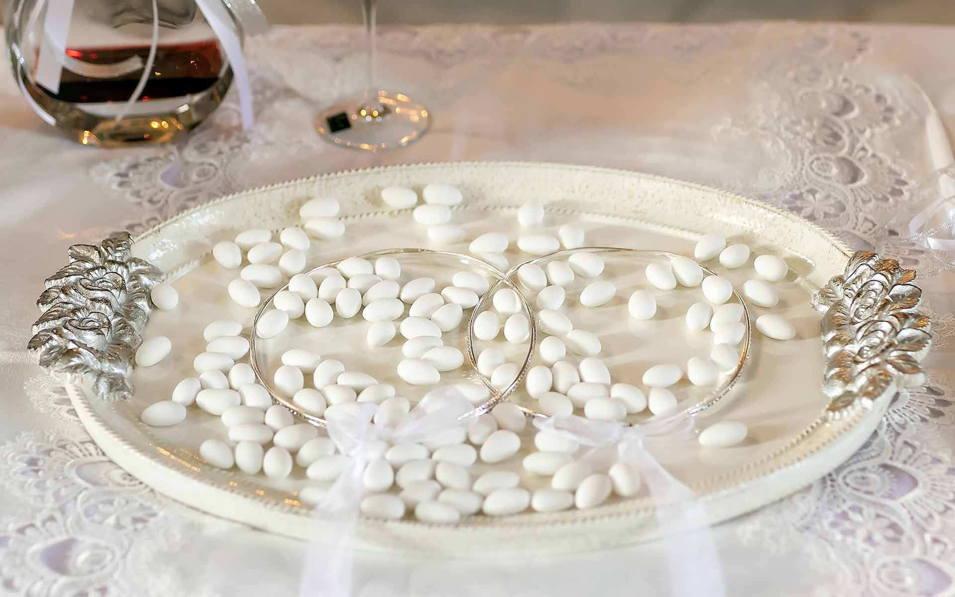 Handmade-White-Wooden-Wedding-Serving-Tray