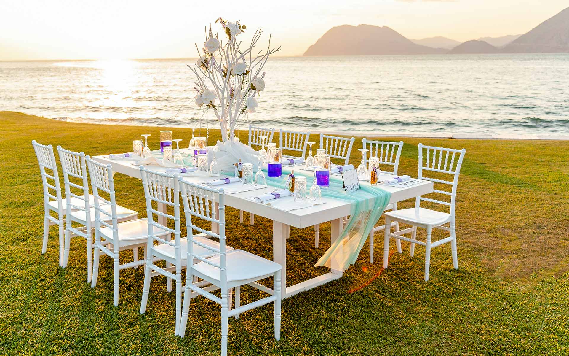 Sea side weddings are the epitome of summertime nuptials