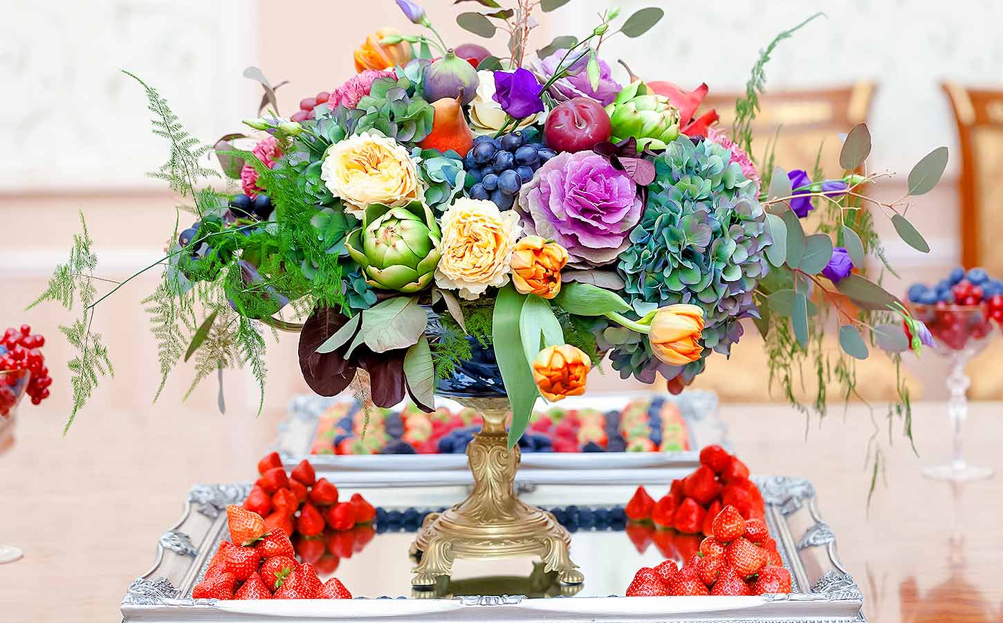 luxury--flower-wedding-composition-by-diamond-events