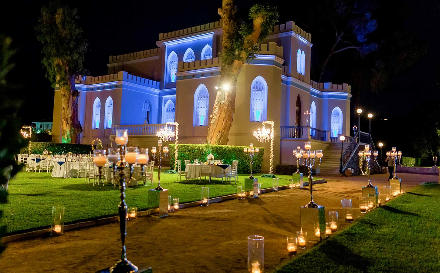 Best Locations for Your Wedding in Greece 5 Luxury Wedding Reception in a Historic Castle Venue by Rogdaki Events
