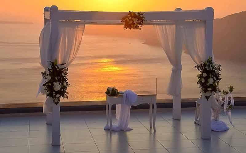 Santorini-Weddings-with-an-Award-Winning-Service,Diamond-Events-luxury-planners-agency