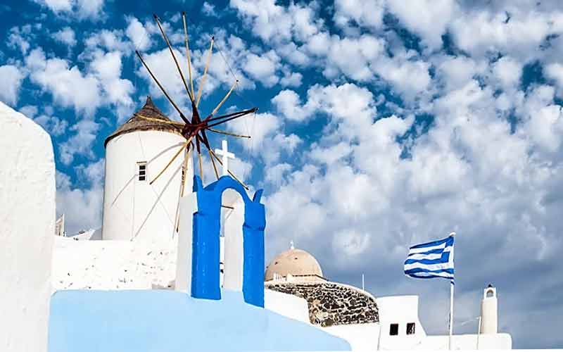 Santorini-windmills-by-diamond-events-planning-agency-services