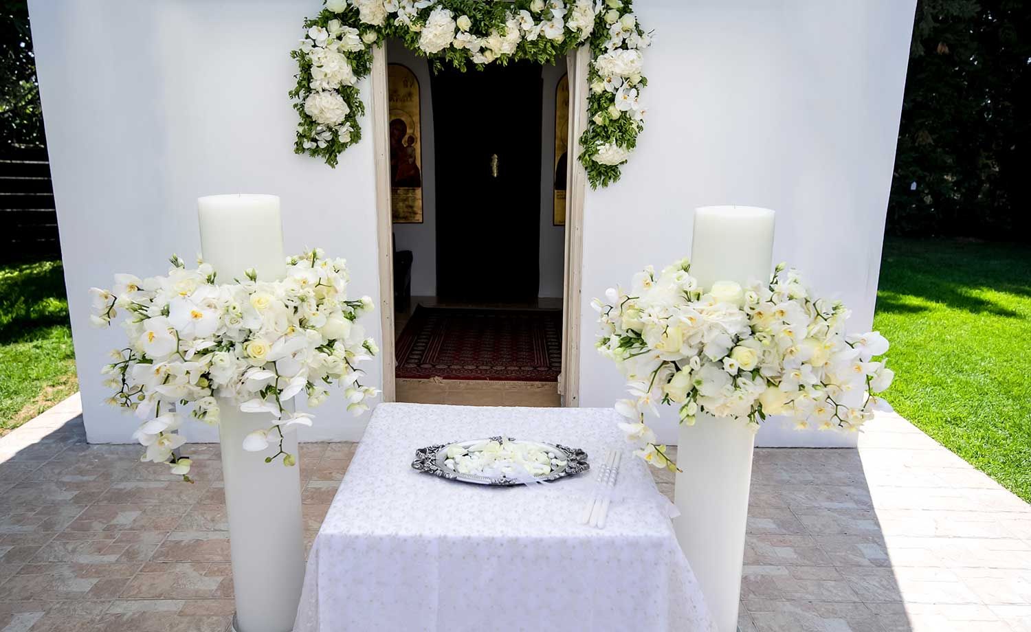 Wedding ceremony in total white with orchids atktima erofili at tatoi Athens by Diamond Events wedding events