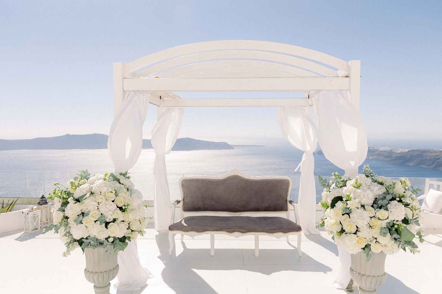 Santorini wedding in Andromeda Planner Diamond Events Rogdaki Anna Maria 13