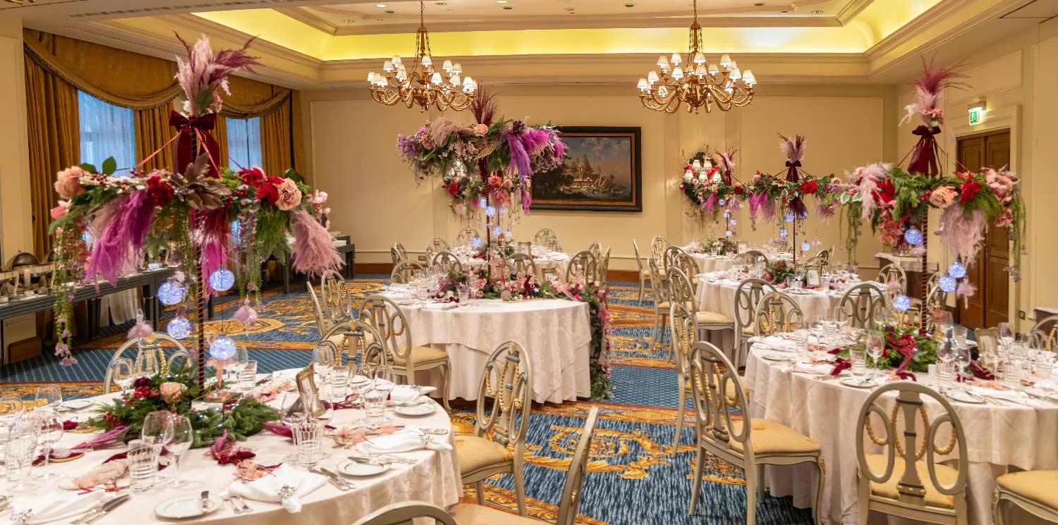 Μπαλαρίνα Καρυοθραύστης | Χριστουγεννιάτικη Βάπτιση 17 17 Nutcracker Christmnas table decoration at Grande Bretagne by Rogdaki Events