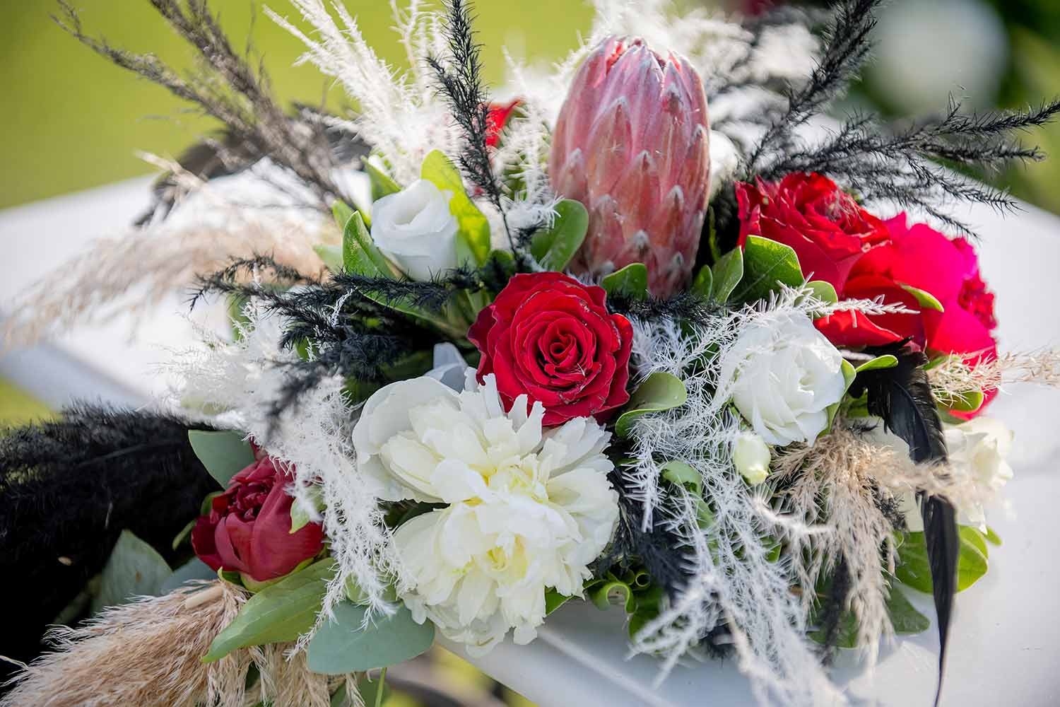 Gatsby Γάμος στην Πάτρα 23 Great Gatsby Wedding flowers by Rogdaki Events trademark