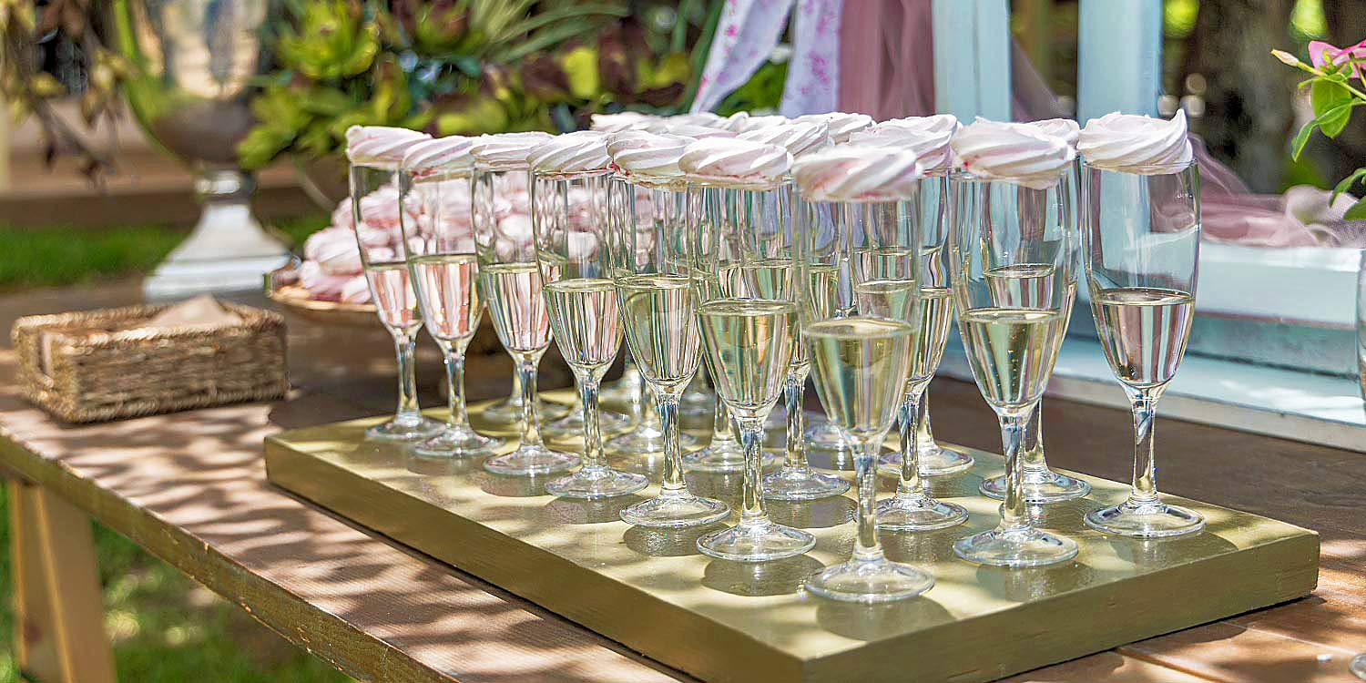 Αγγλική εξοχή | Θεματική Βάπτιση 7 Pride Prejudice inspired Baptism at Elaia welcome drinks