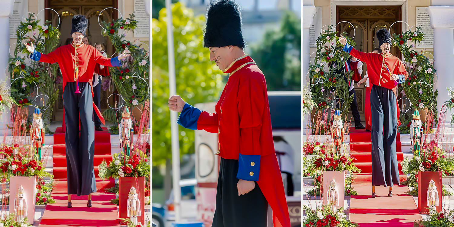 Μια Παραμυθένια Βάπτιση | Μπαλαρίνας & Καρυοθραύστη 5 A Magical Ballerina Rogdaki Events brings life a vaptism event with an entertainer dressed as a regal soldier on stilts delighting guests with playful movements