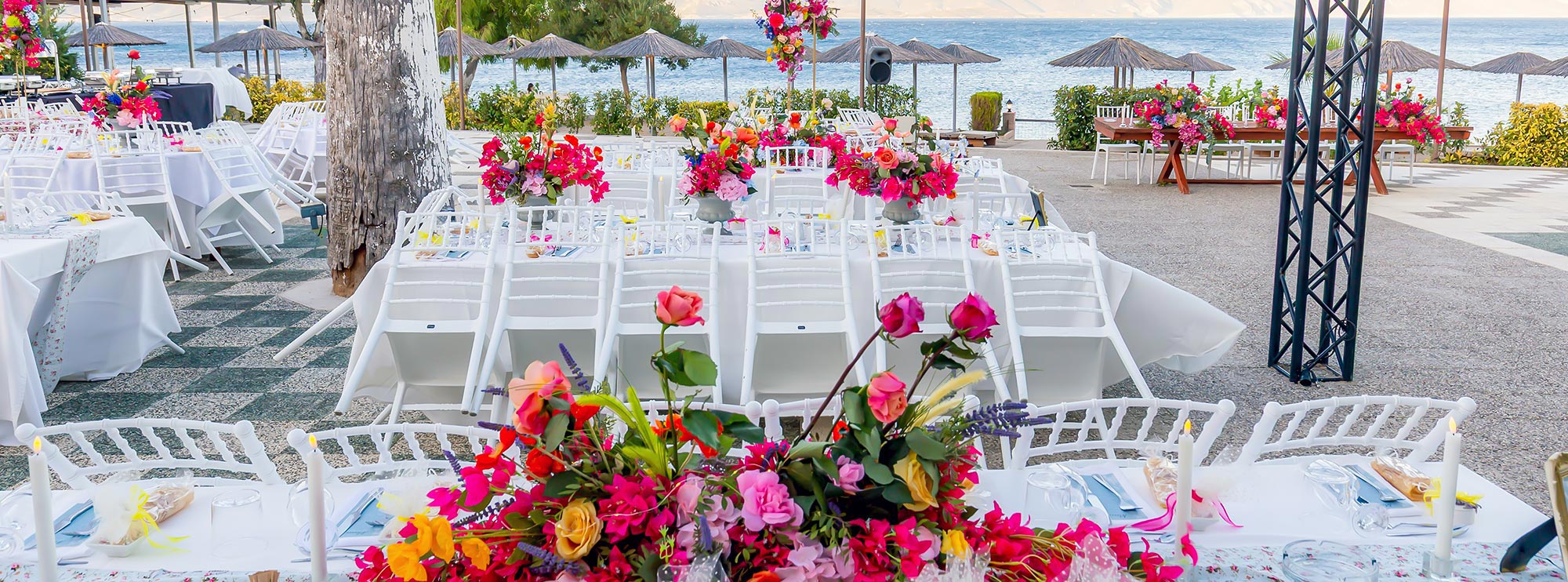 Rogdaki Events curated a chic and colorful wedding at Ktima Panagiotopoulou