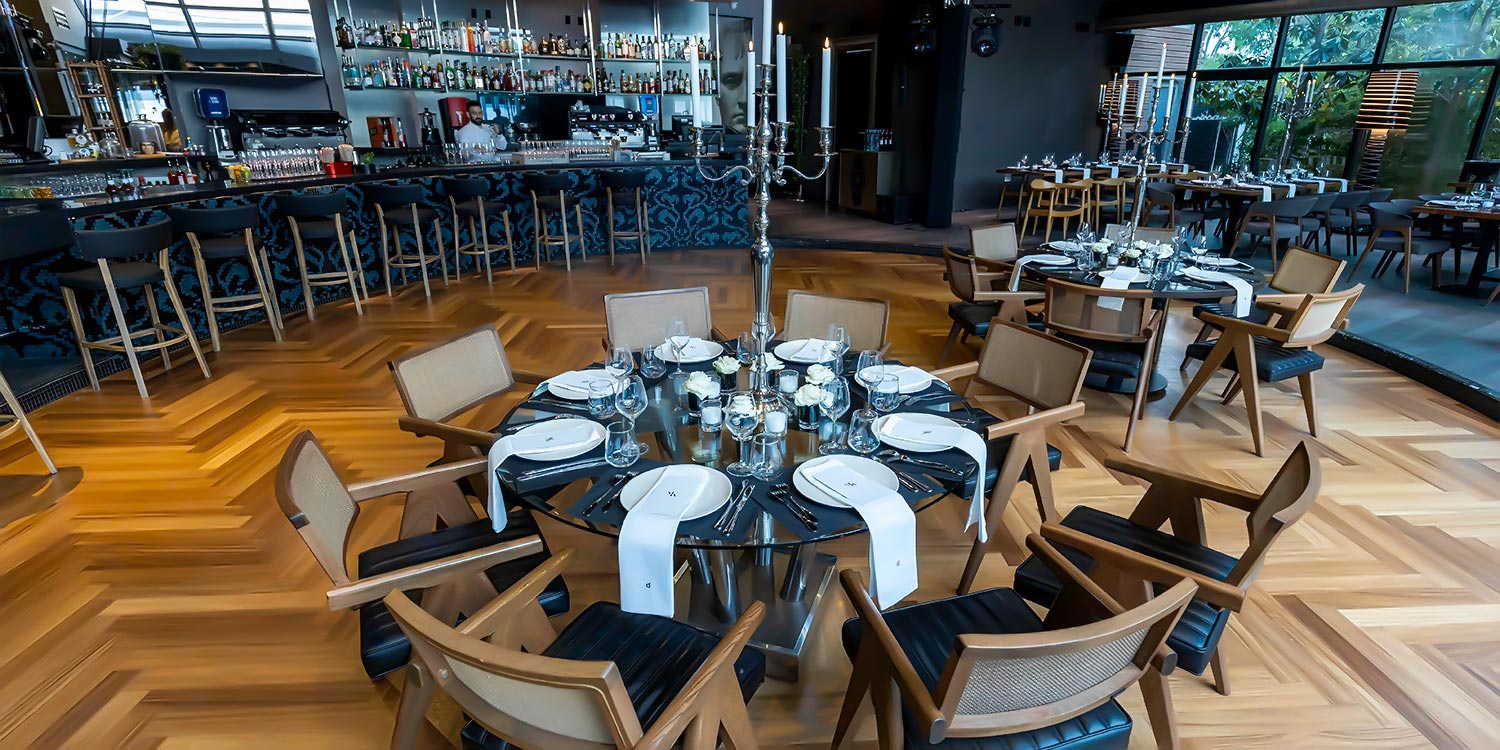 Ένας Γάμος με Υψηλή Αισθητική 26 Διακόσμηση στρογγυλού τραπεζιού σε Classy Wedding από τη Rogdaki Events στο Distinto Rio