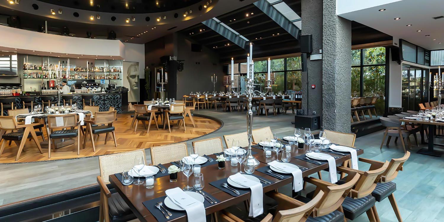 Ένας Γάμος με Υψηλή Αισθητική 24 Εσωτερική άποψη της δεξίωσης για Classy Wedding με Black and White αισθητική από τη Rogdaki Events στο Distinto Rio