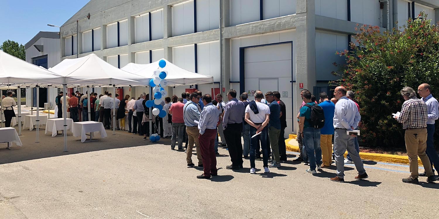 Friesland Campina Hellas: 2,000 Days of Safety at the NOUNOU Factory 13 Η Rogdaki Events επιμελήθηκε την οργάνωση του catering για τη FrieslandCampina NOUNOU, με το προσωπικό να συγκεντρώνεται στα τραπέζια.